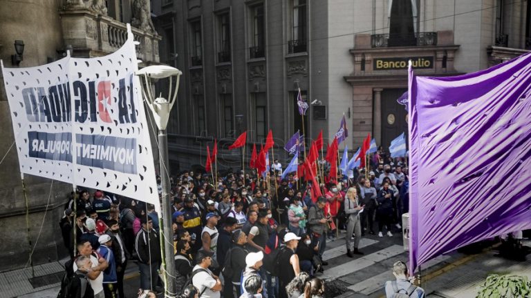 Alimentos: Organizaciones sociales protestaron contra los aumentos de precios