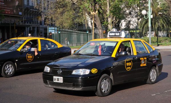 Tarifa de taxis aumenta un 30%: Cuánto sale viajar en CABA